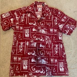 Hawaiian Shirt Men’s (Fits like Large)